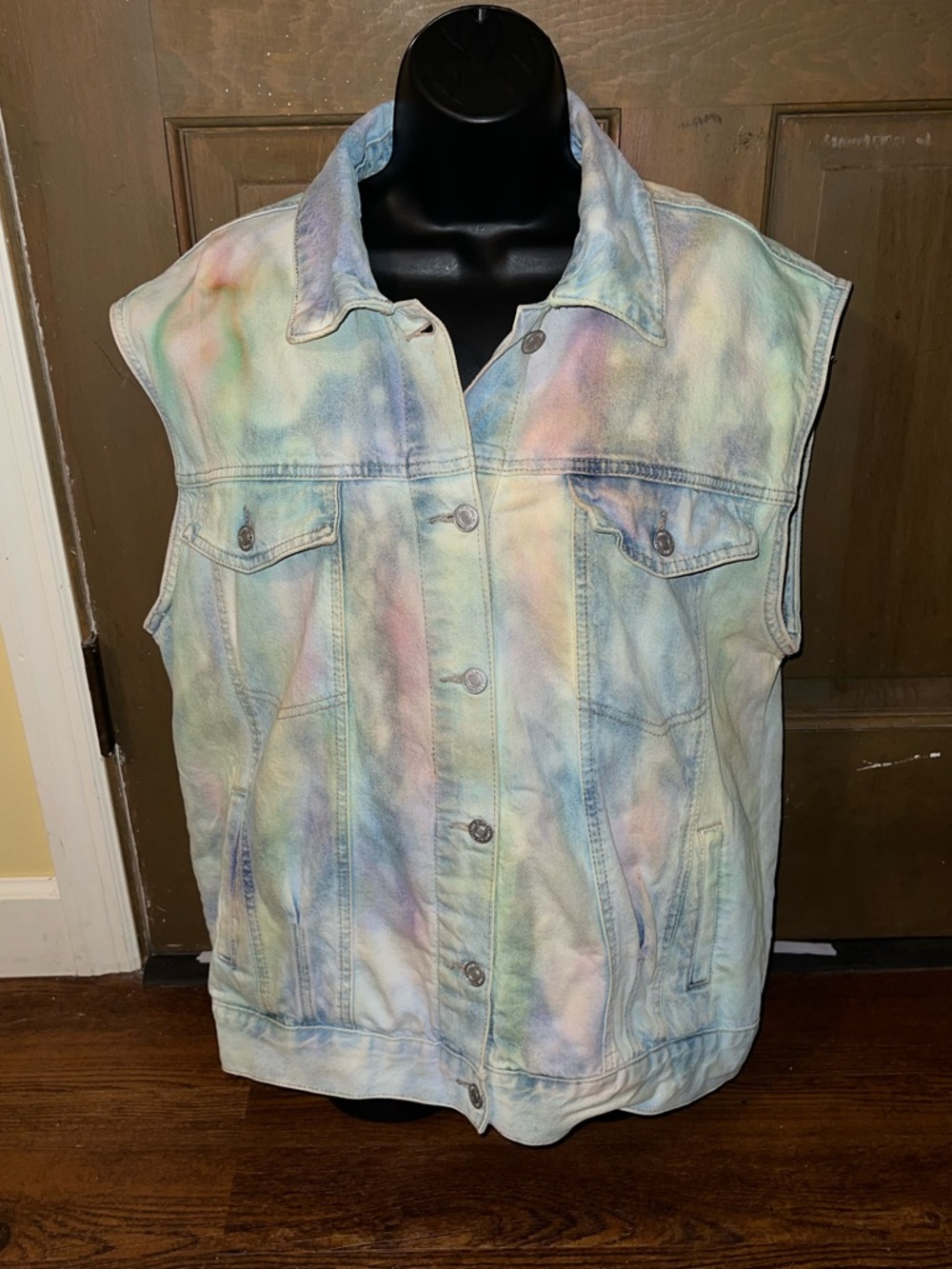 Forever 21 Pastel Blue, Green Tie-Dye Denim Sleeveless Button Up Vest Size M - Picture 3 of 5